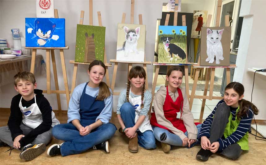 In meinen Kursen für Kinder wird mit Freude und Spaß gemalt!